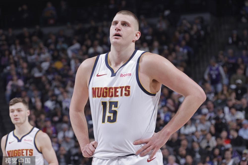 随着转会窗 随着转会窗