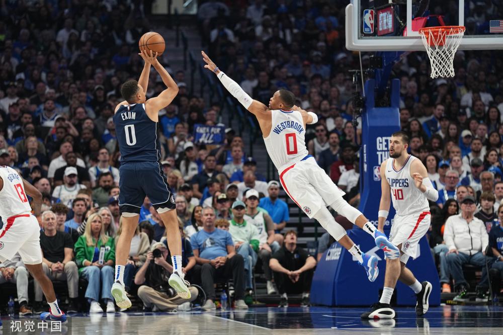 凭借定位球 凭借定位球