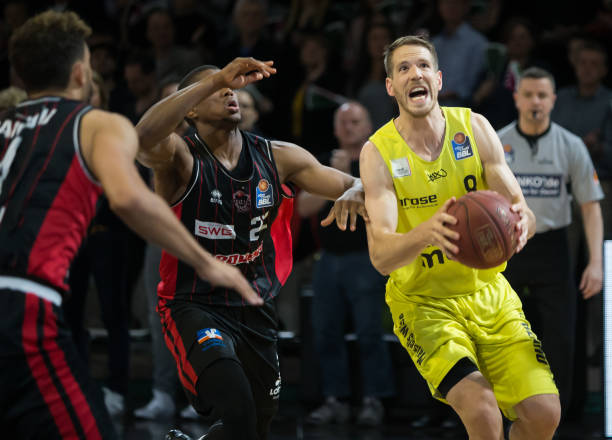 在下半场展 在下半场展